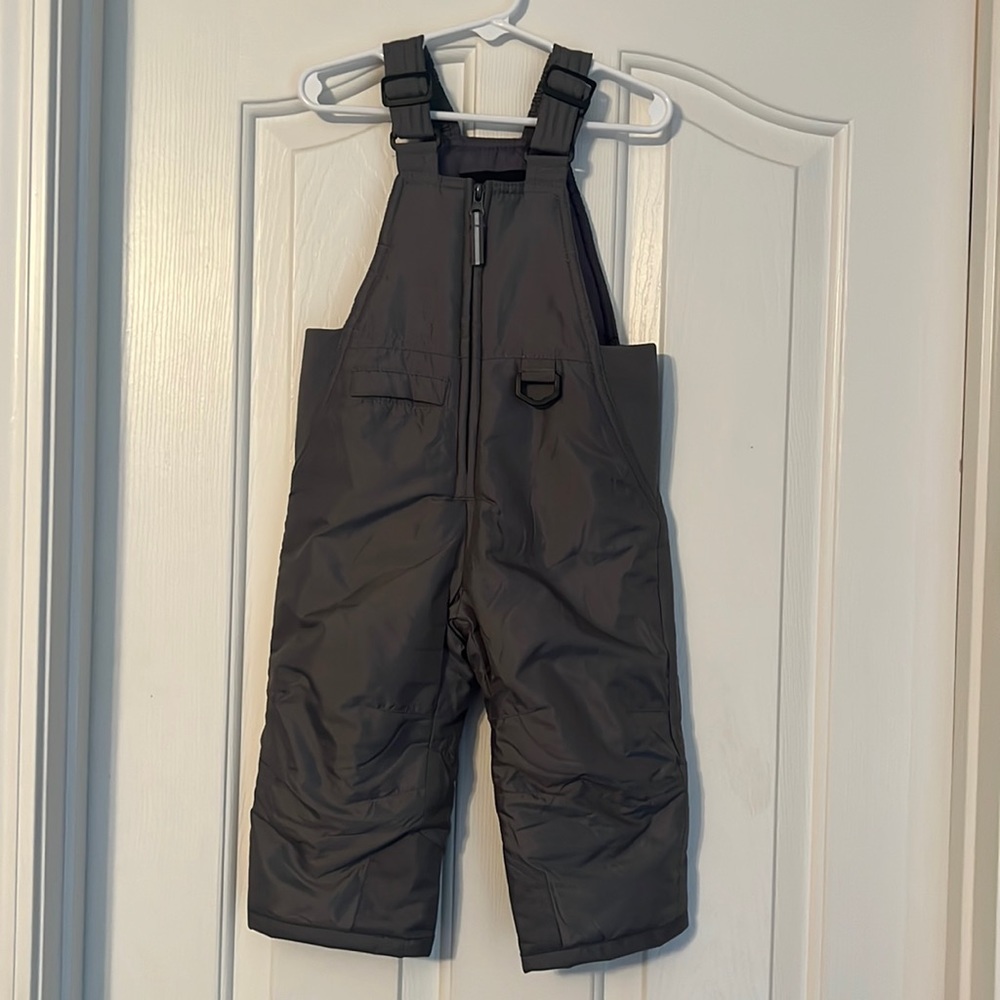 AQ Explore The Unknown Gray Toddler Ski Bib Size 18 months